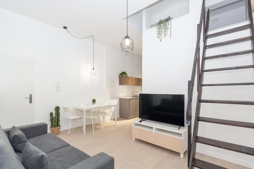 Guestready - Valencia's Vibrant Malvarrosa * Walencja