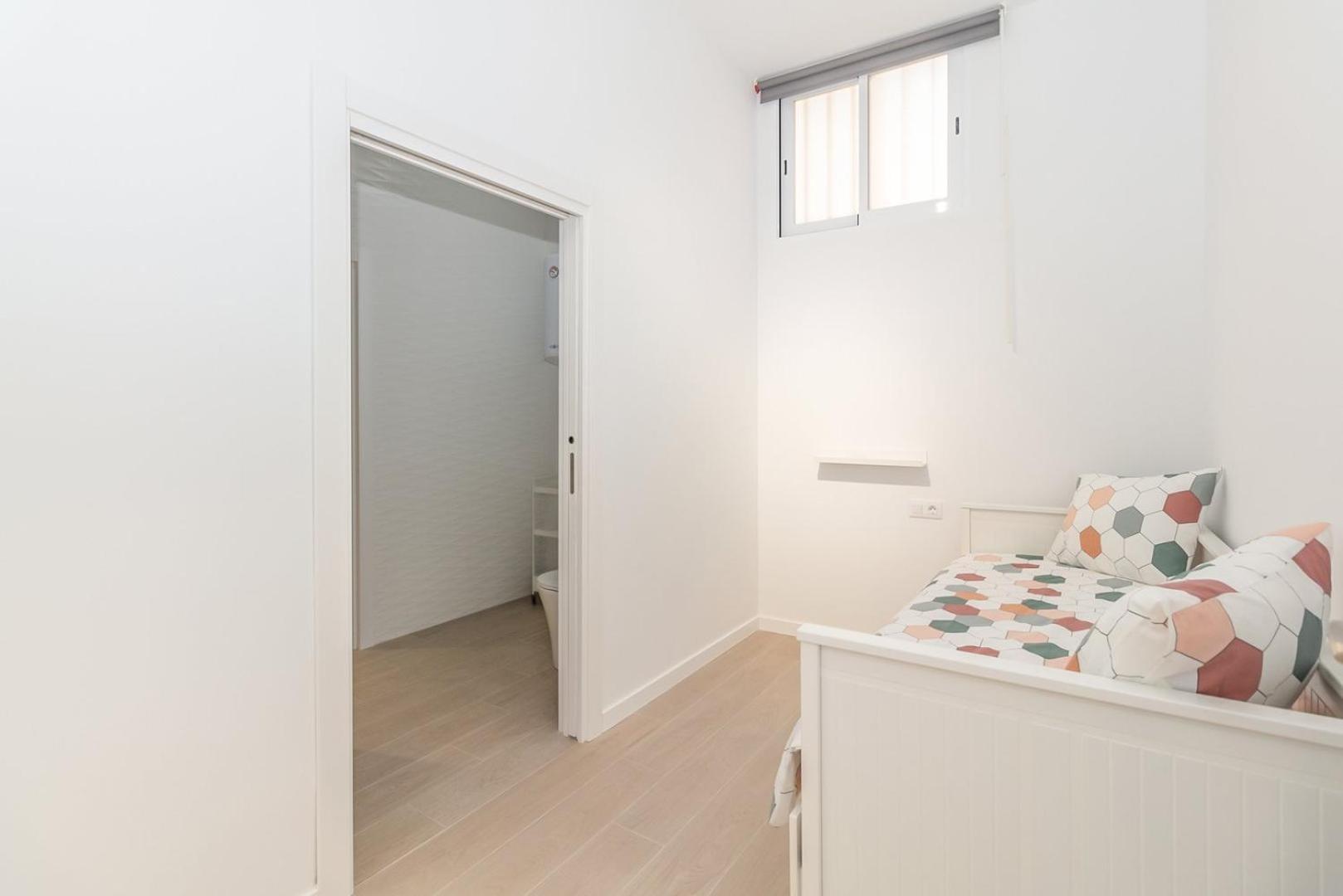 Apartament Guestready - Valencia's Vibrant Malvarrosa *