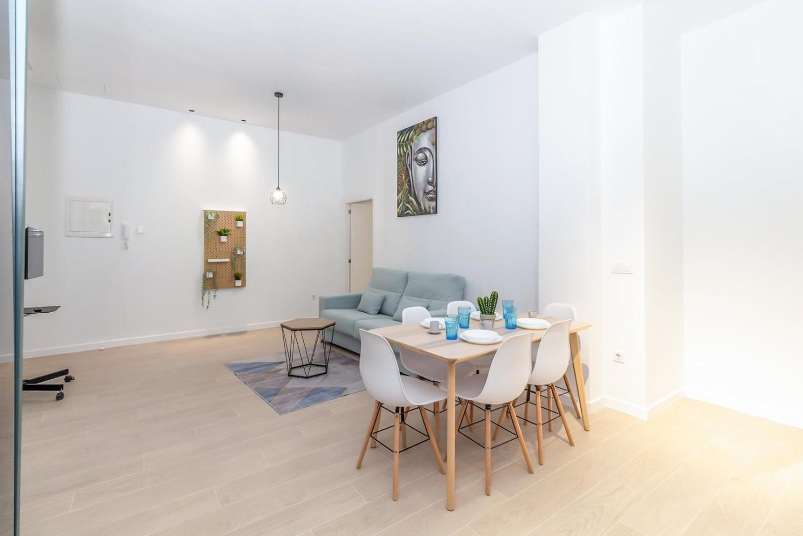 Guestready - Valencia's Vibrant Malvarrosa * Walencja
